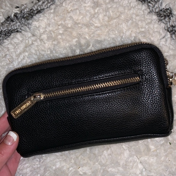 MK handbag new condition - Picture 3 of 3
